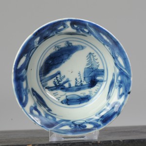Antique Chinese 16-17th C Porcelain Ming Wanli China Klapmuts