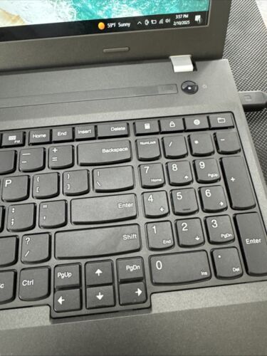 Lenovo ThinkPad E560 Intel Core i7-6500u | 16GB RAM | 250 SSD | 15.6" WIN 10 - Picture 3 of 12