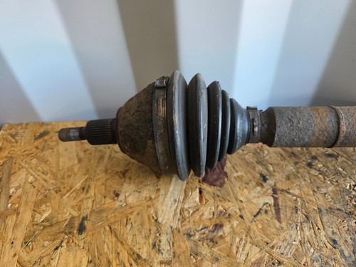 Volkswagen VW Polo 2011 1.4 TSi GTi DRIVESHAFT conGS2 - Picture 2 of 3