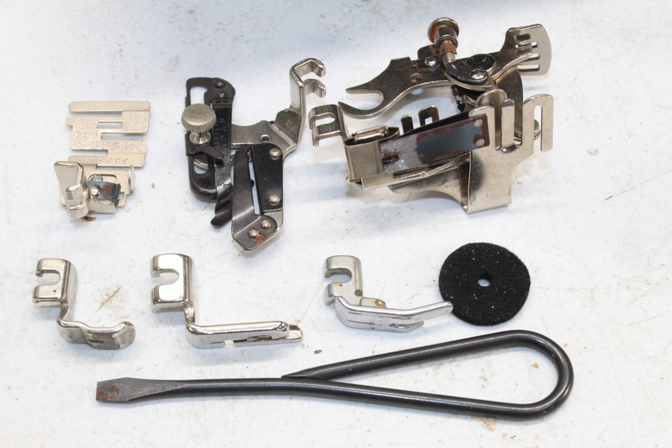 Singer Model 15 - 1955 - EARLY SERIAL NUMBER - AM007254 | eBay