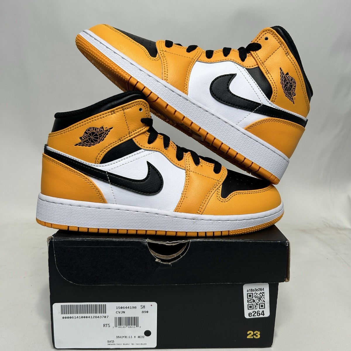 シューズ(男性用) NIKE airjordan1 taxi mid 25.5 s-l400.jpg