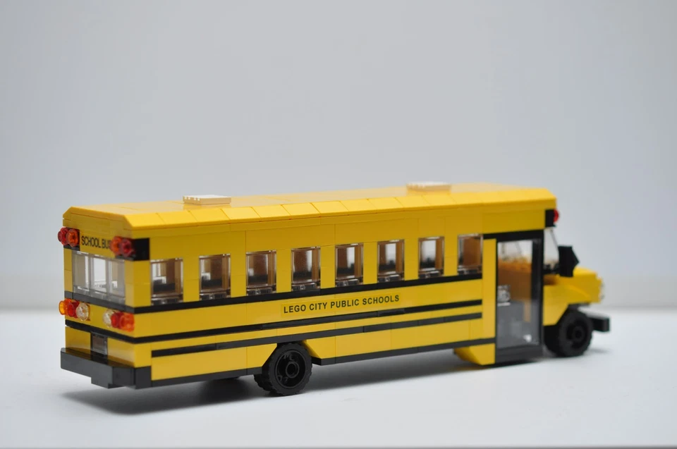 Autobús Escolar Amarillo Americano Modelo Personalizado Compatible Construido con Ladrillos LEGO® Reales Foto 3 de 4