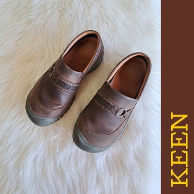 Sz 8.5 Keen rustic flats