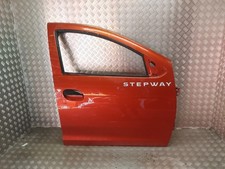 Porte avant et accessoires Dacia SANDERO