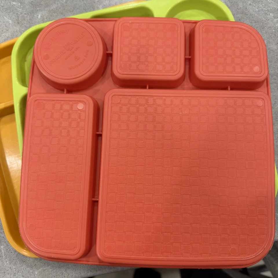 Juego de 3 bandejas divididas Nordic Ware para servir fiestas cafetería almuerzo camping Foto 4 de 4