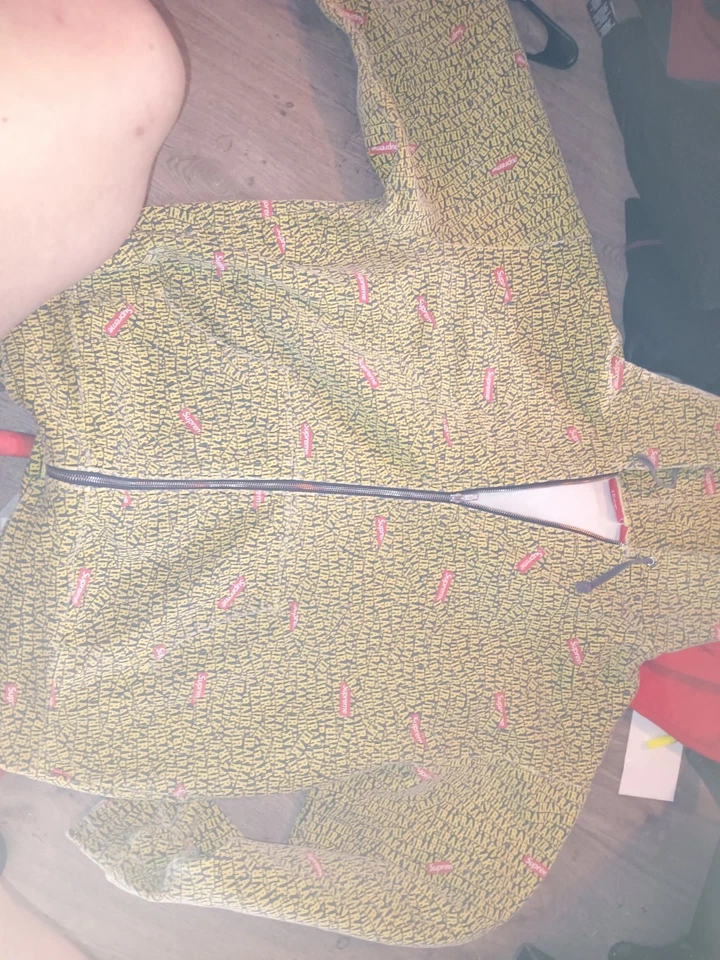 Sudadera con Capucha SUPREME IRAK Cremallera Talla: XXL Amarilla Hombre Foto 3 de 4