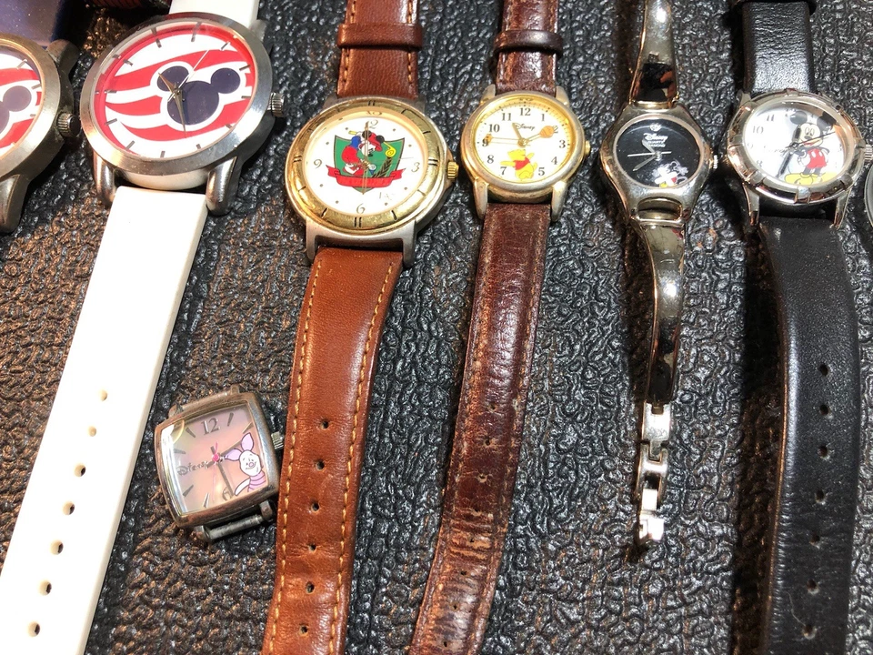 Lote de relojes Disney, Marvel, TMNT, Mickey Mouse, Pooh, Yoda, Mario, sin probar Foto 3 de 4