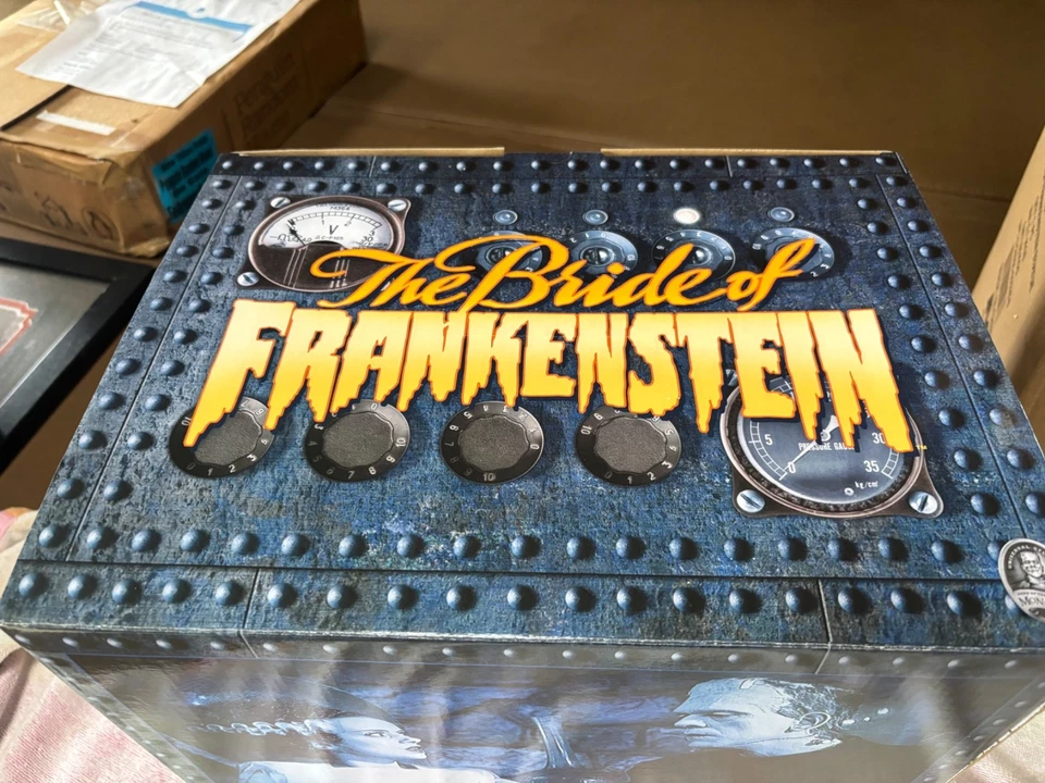 Sideshow - Aurora Moebius "Bride of Frankenstein" Polystone Statue. NEW Sealed! - Image 4 of 4