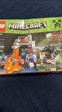 LEGO Minecraft The Cave 21113 Set 249 pcs w/ Box Steve Zombie Spider 2014