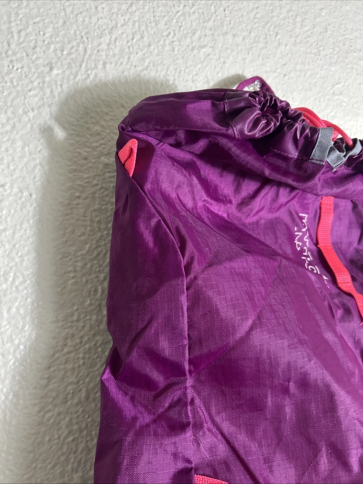 Mochila Jansport Sinder 15 Senderismo Ligera Magenta 14.5x9.5x5 Foto 3 de 4