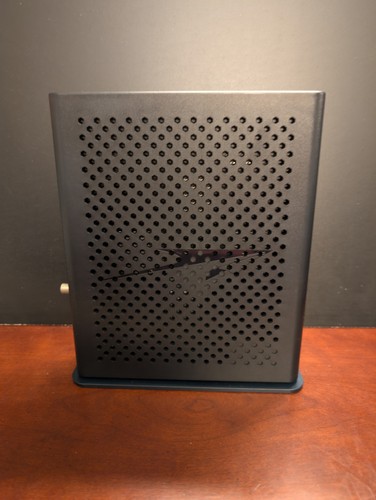 ARRIS SURFboard SBG8300 Gigabit Cable Modem & AC2350 Dual Band Wi-Fi Router - Bild 5 von 8