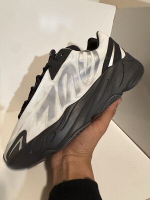 adidas Yeezy Boost Blue Tint 