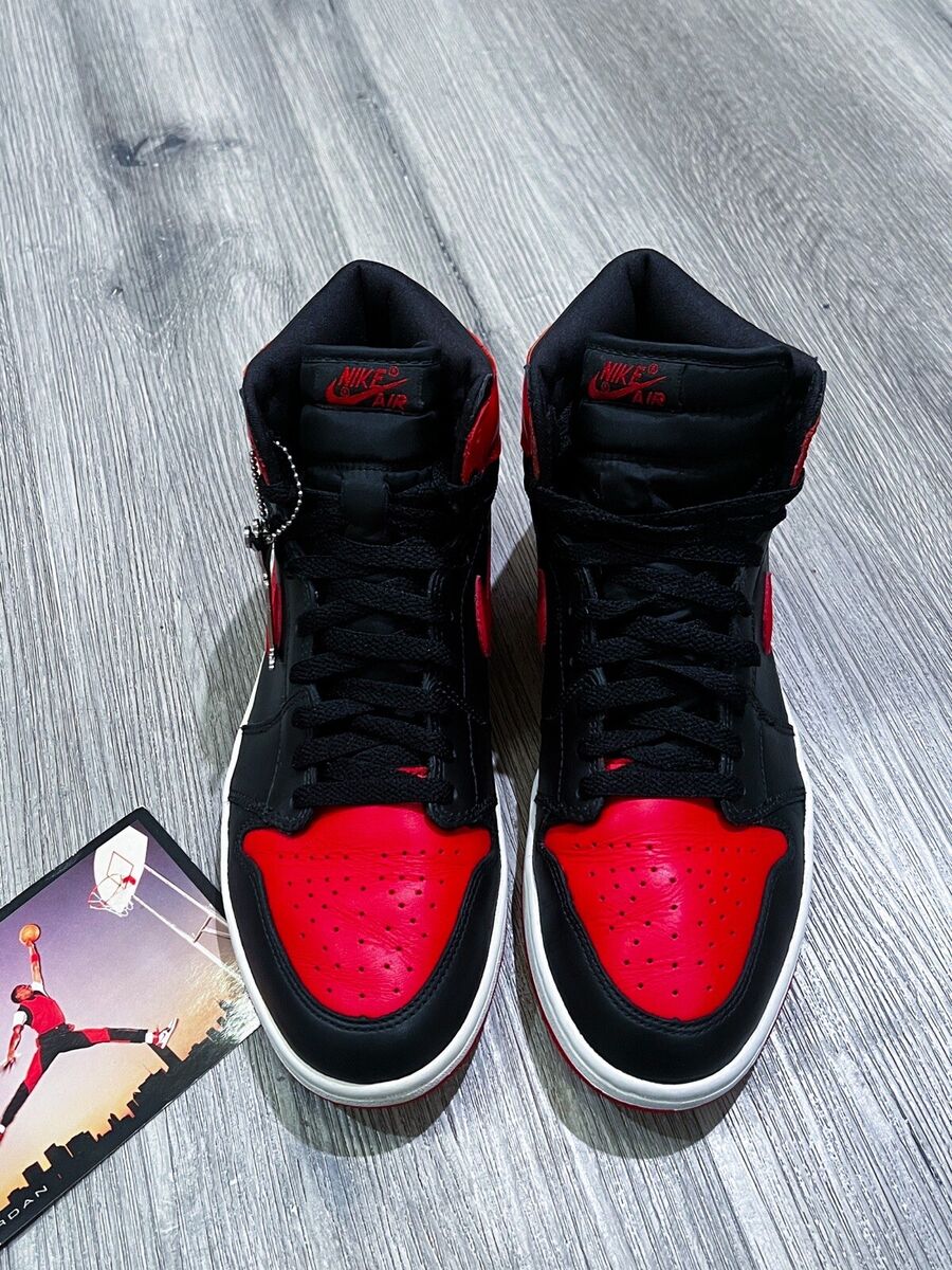 Size 10 - Jordan 1 Retro Bred 2001 OG With Box And Jumpman Size 10 - Jordan 1 Retro Bred 2001 OG With Box And Jumpman