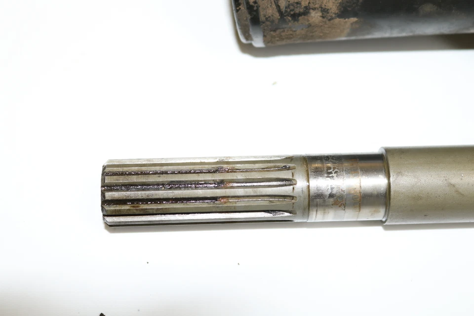 Arctic Cat 400 2001 manual 4x4 trasero diferencial eje de salida y carcasa Foto 4 de 4