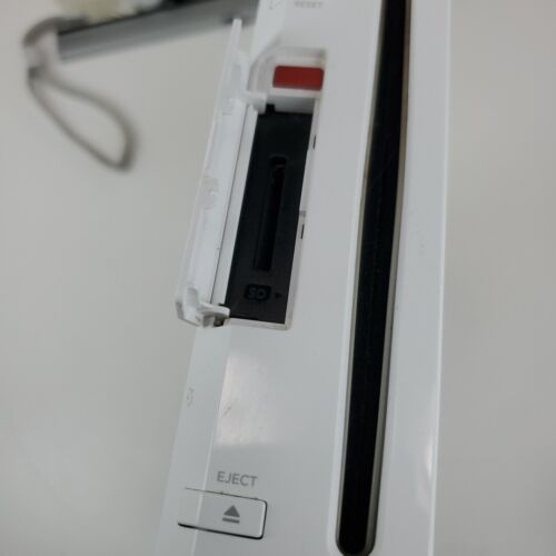 Nintendo Wii Console Bundle RVL-001 W/ Controllers + Resident Evil Working - Picture 13 of 13