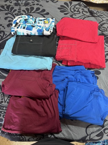 uniforms nurses scrubs