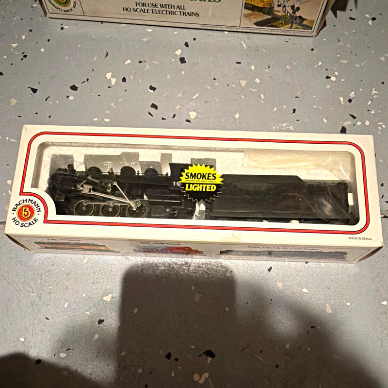 Bachmann HO Smokey Mountain Express 0-6-0 Steam Locomotive DC Analog 50440