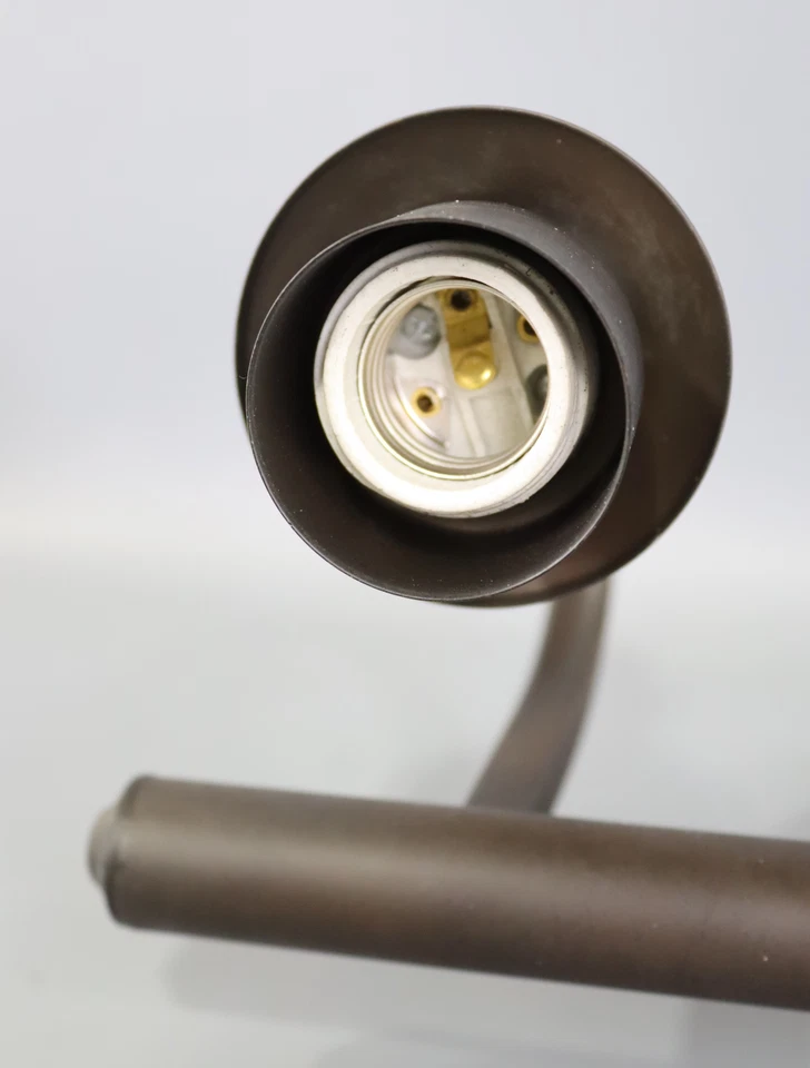 Tocador Quorum Richmond, bronce aceitado con transparente/sembrado 100w mediano Foto 4 de 4