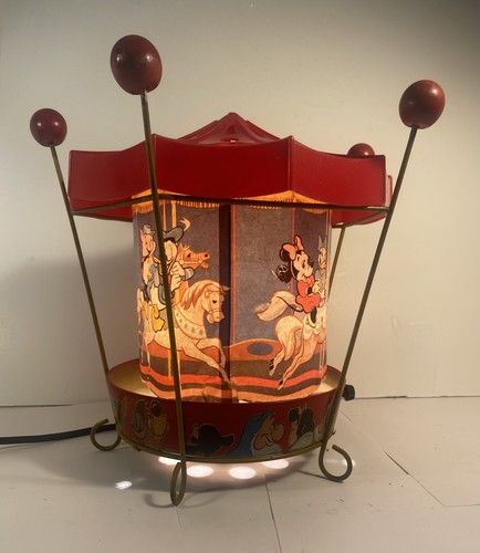LAMPADA MOVIMENTO VINTAGE 1955 DISNEYLAND PARK SOUVENIR ECONOLITE KING ARTHUR CAROUSEL - Foto 7 di 24