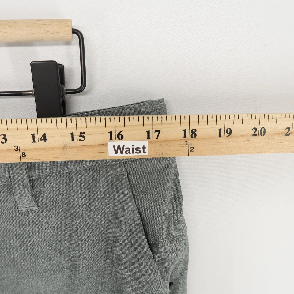 Vuori Aim Shorts Mens 34 Gray Athleisure Golf Chino Stretch Casual Performance - Image 3 of 4