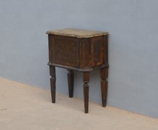 Mobiletto comodino laccato ad un'anta con piano laccato "finto marmo", '700!