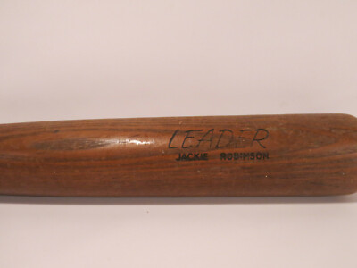 1950s VTG Hillerich & Bradsby CO H&B No 9 LEADER Jackie Robinson