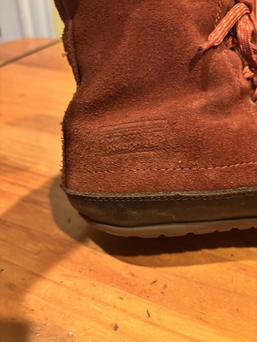 Women PATAGONIA Activist Waterproof Rusted Iron Suede Hiking Boots Warm Sz 7.5 - Picture 4 of 8