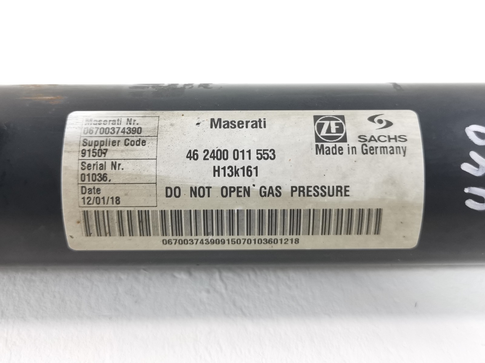 Maserati Levante 2018 Rear Left Air suspension strut P/N 670037439