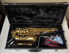 Jupiter JAS700 Alto Saxophone with Hard Case and Mouthpiece Used Gold