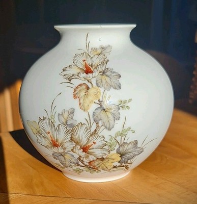 Kaiser Vintage Porcelain Ball Vase  Alice  By Nossek Made in Germany
