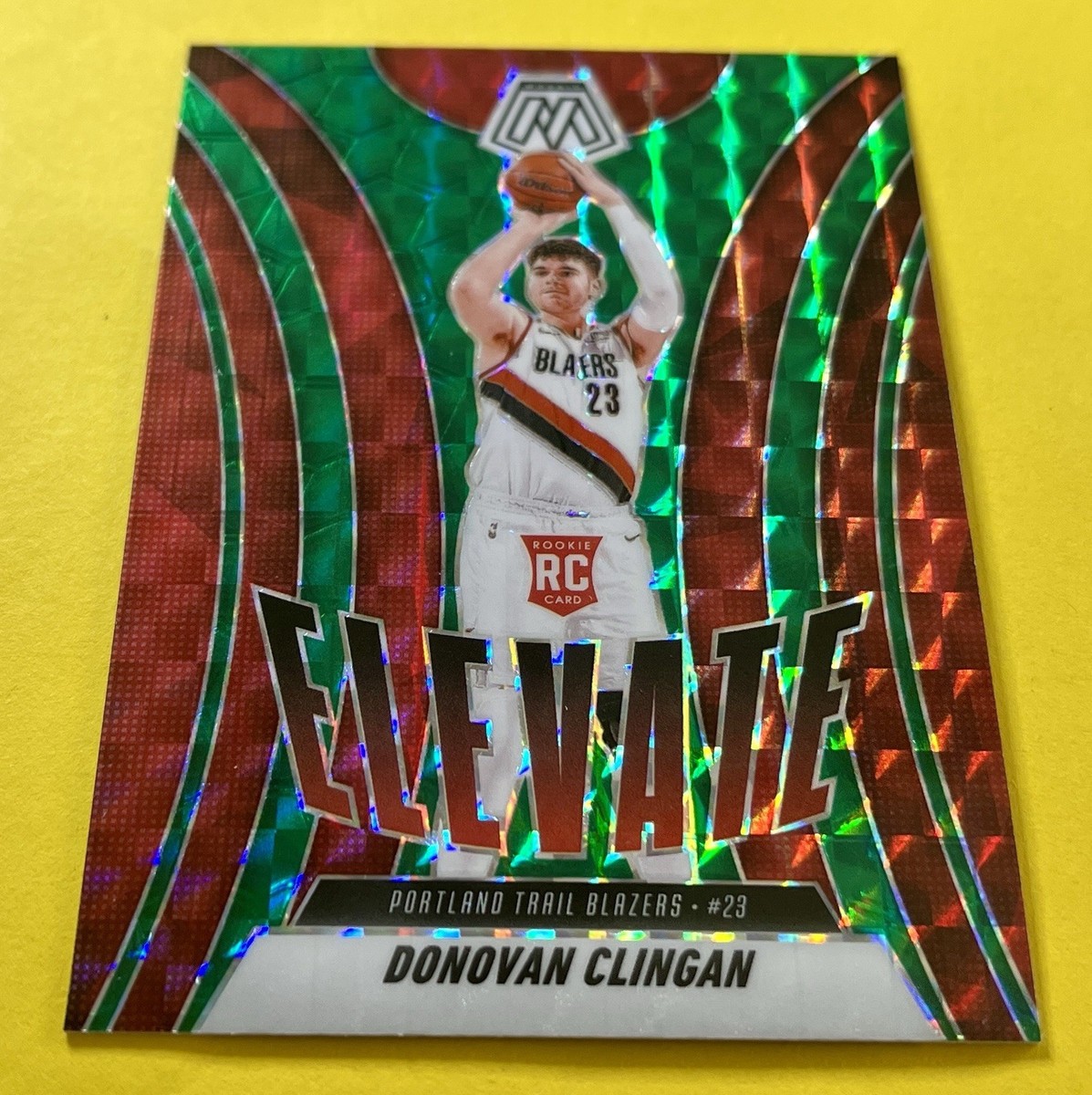 新品CD First Class PLAYER MENTALITY This audiophile-grade player proves that the CD is well and truly back