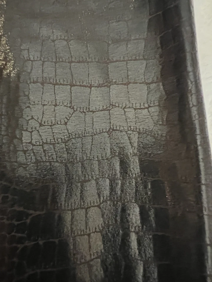 Spanx Imitación Cuero Cocodrilo Repujado Negro Brillante Talla Grande Foto 3 de 4