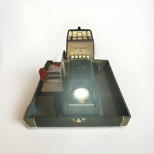 Vintage Argus 300 Electric Slide Photo Changer Projector  Carrying Case Green 