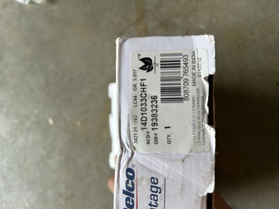 Juego de pastillas de freno de disco trasero AC Delco Advantge 14D1033CHF1 chevy malibu envío gratuito Foto 4 de 4