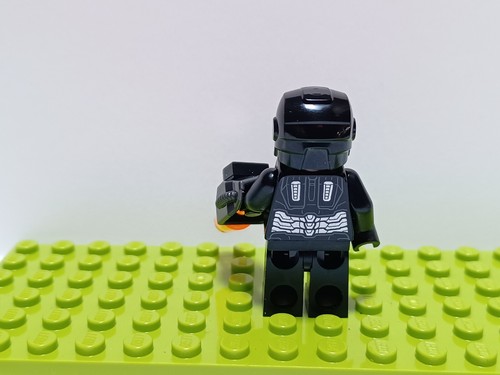 Lego War Machine 76153 Black and Silver Armor Super Heroes Minifigure - Picture 2 of 6