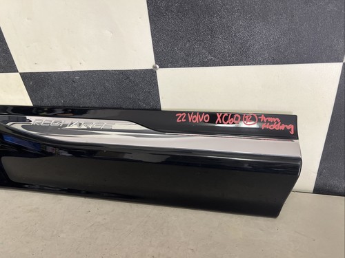 2019 2020 2022 Volvo Xc60 Right Rear Door Molding Used Oem 31440305 - Picture 4 of 11