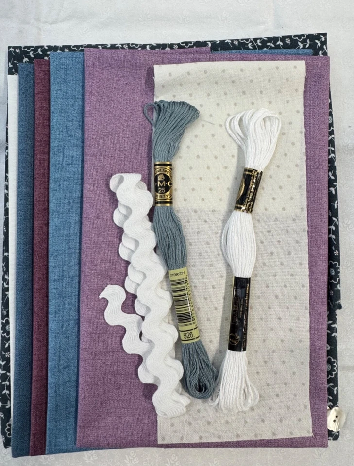 Gail Pan Designs Cushion Kit. Embroidery and Patchwork - Image 2 of 2