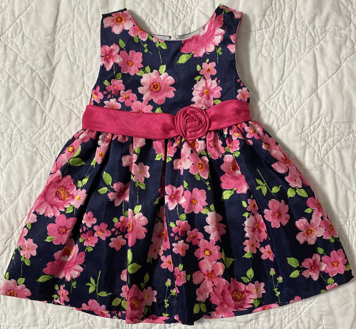 green emerald velvet dress Amazon.com: 0-6Y Newborn Infant Baby Girl Lace Dress Toddler Party Bowknot  Sweet Princess Dresses with Bow Headwear (White, 12-18 Months): Clothing,  Shoes & Jewelry