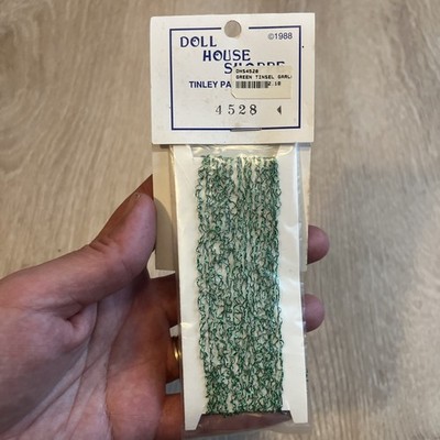 Doll House Shoppe Palos Hills Illinois One Pack Green Christmas Tinsel #4528 Vtg