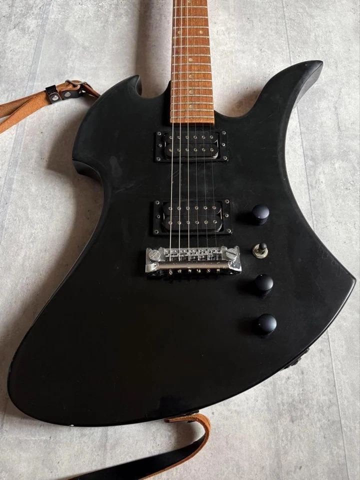 B.C.Rich USA Mockingbird schwarze E-Gitarre mit Gigbag Versand aus Japan - Bild 3 von 4