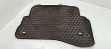 Satz Velours-Fußmatten passend für Volkswagen Passat B1 1973-1988 - rote Einfass