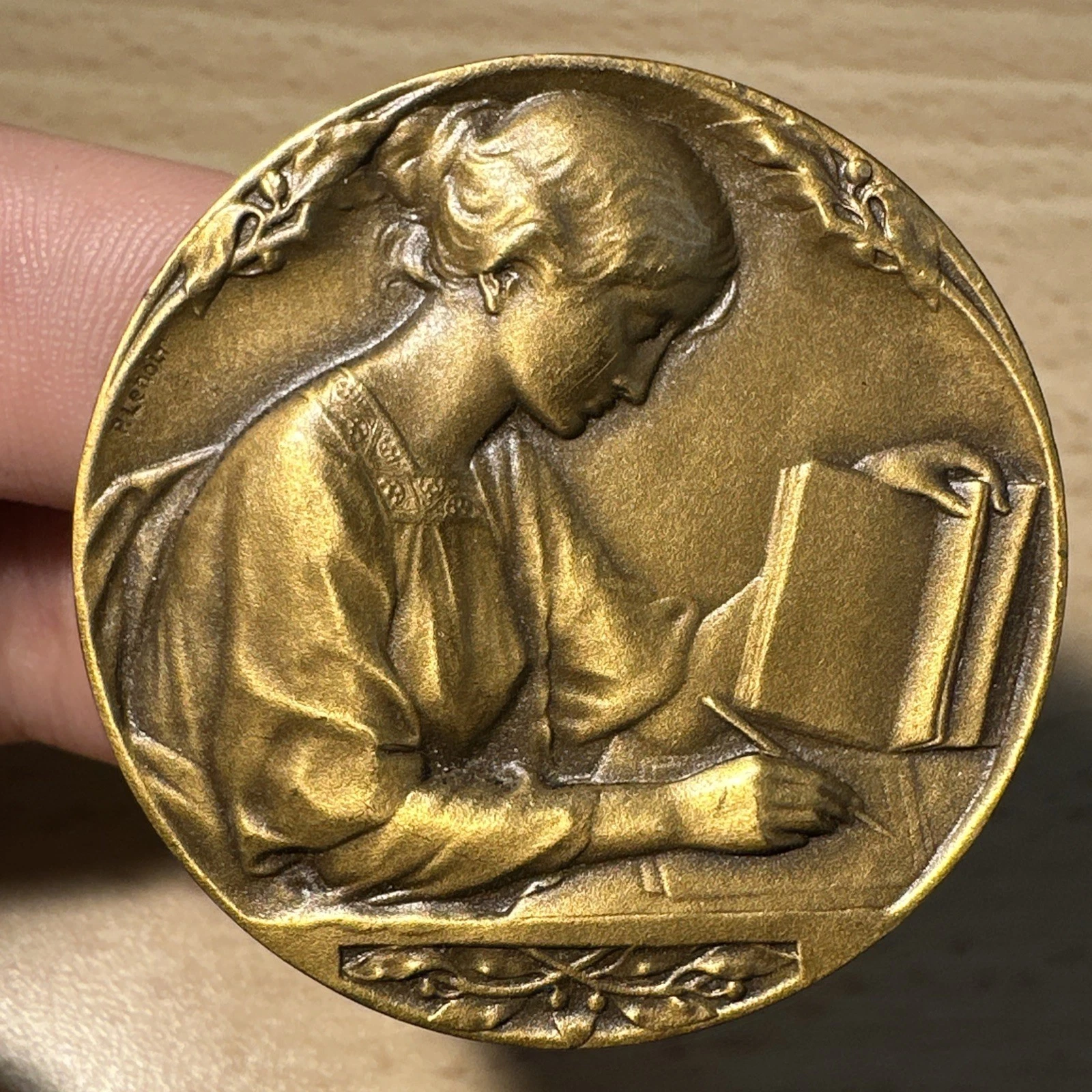 Médaille « L’Écriture » Par Pierre Lenoir En Bronze￼