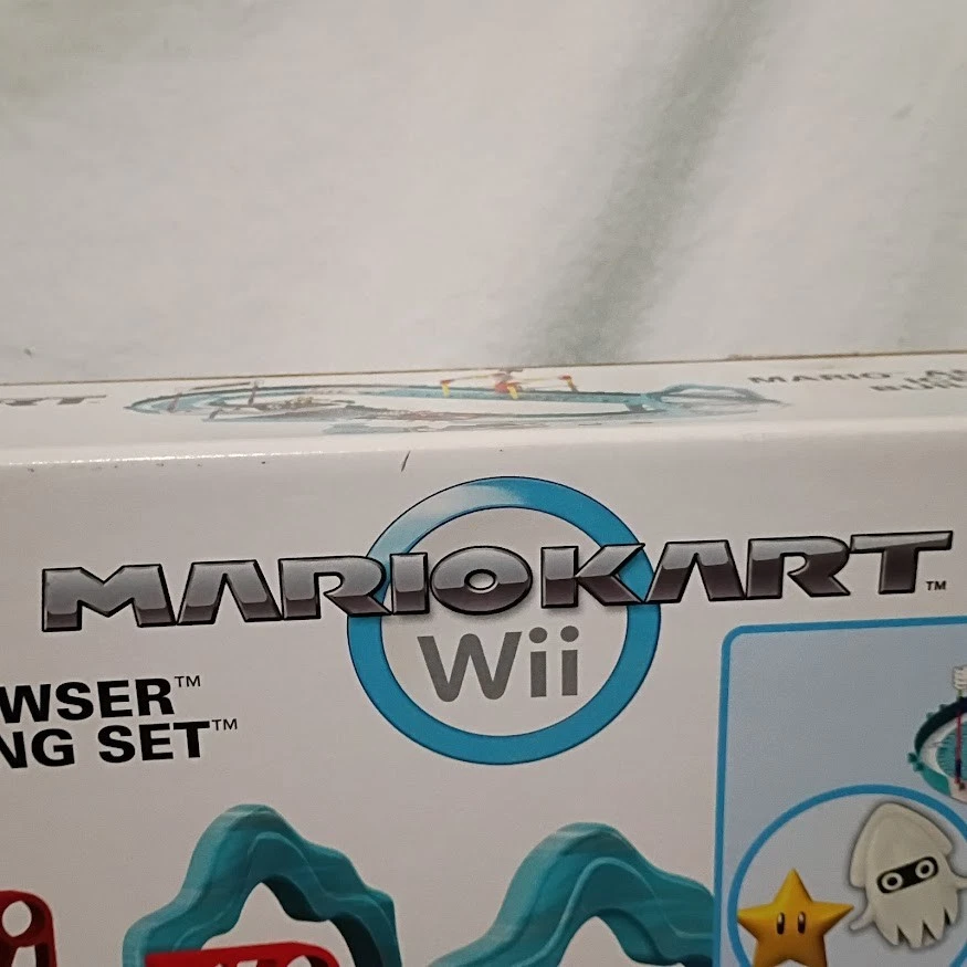 Nintendo Mario Kart "Mario and Bowser Ice Race Building Set K'NEX NEW! - Image 4 of 4