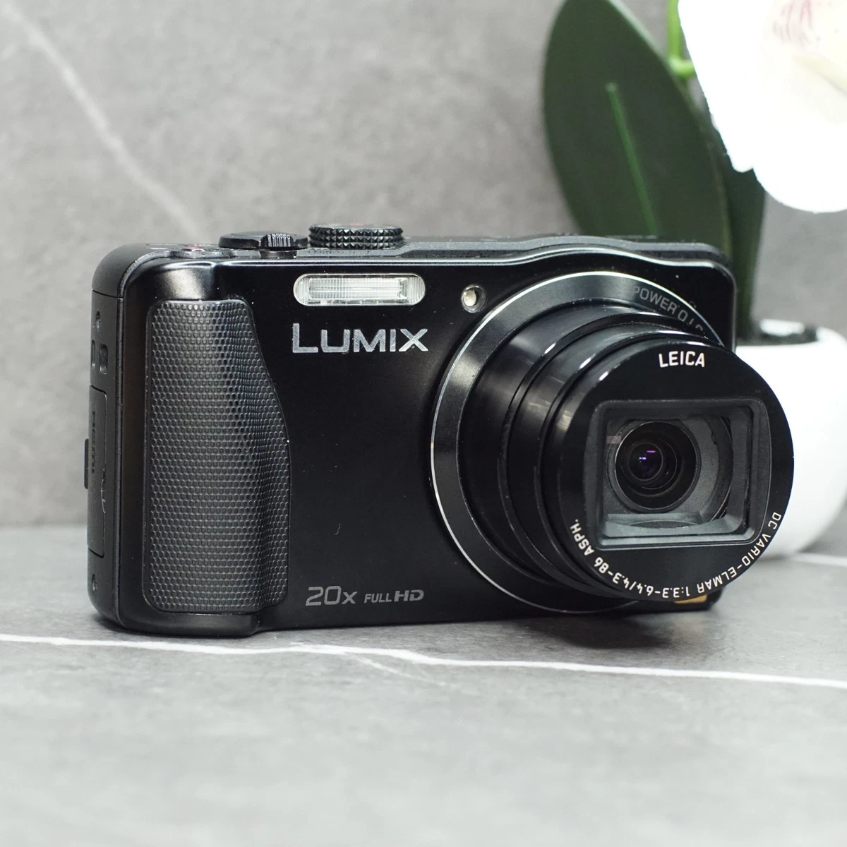LUMIX DC VARIO 20倍ズーム フルHD Panasonic LUMIX 20-29.9x Optical Zoom Digital Cameras for sale