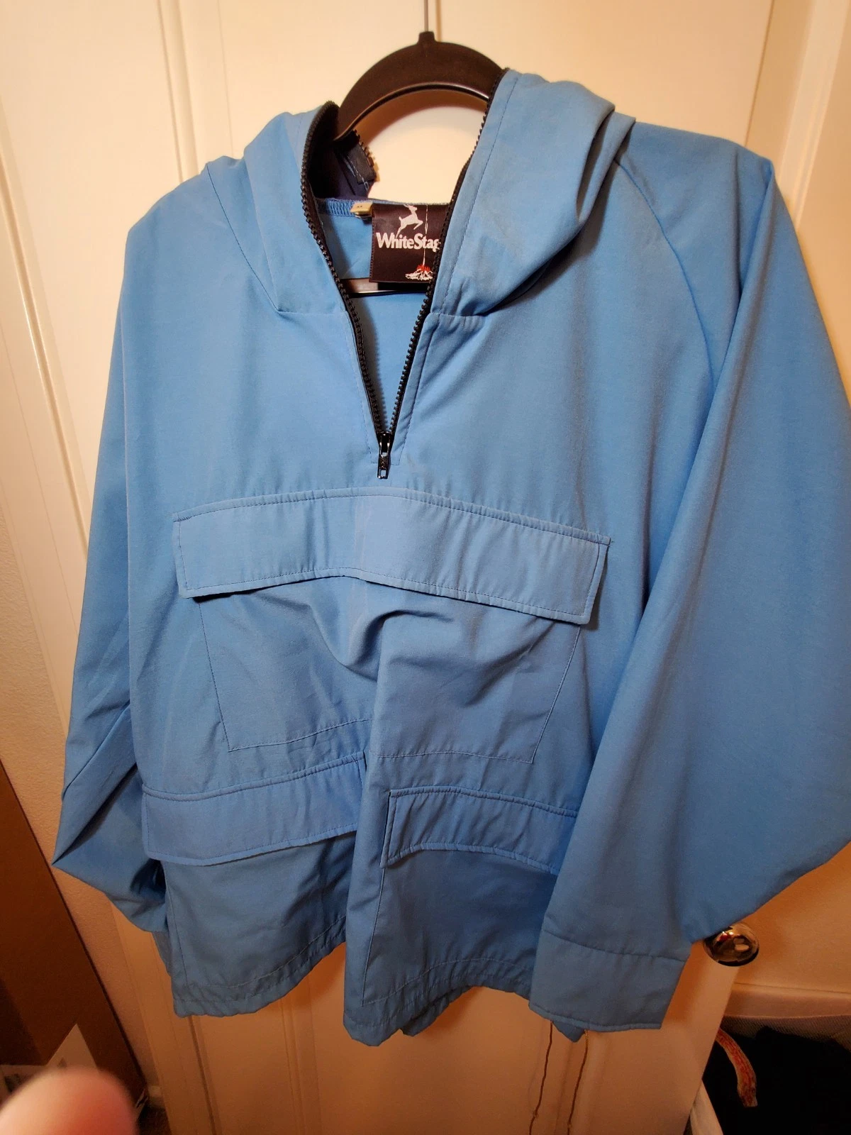 Vintage WHITE STAG JACKET Color: Sky Blue men size Medium pull over Windbreaker - product detail image 1