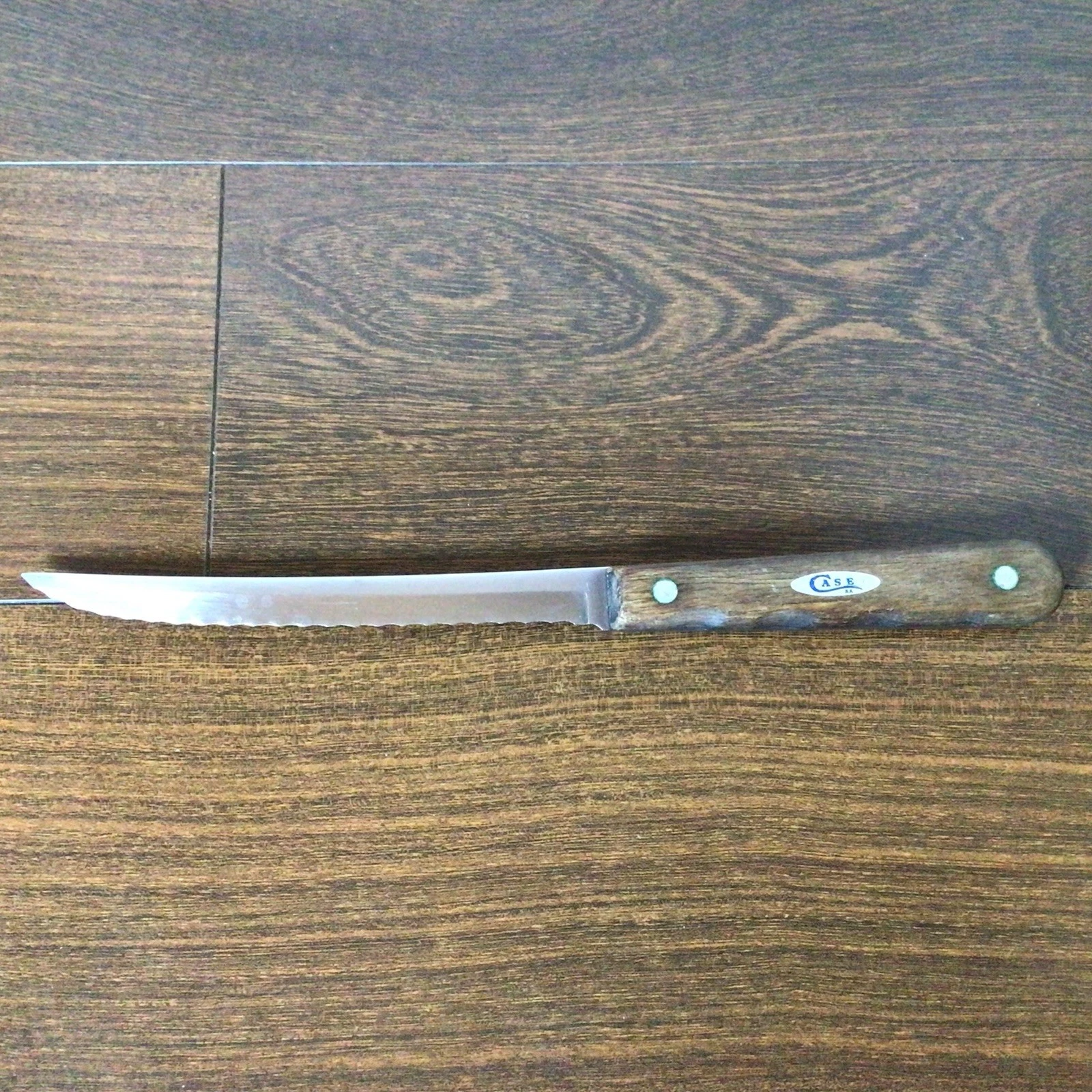 Case Serrated Tomato Bread Steak Knife Walnut Finger Grooves 7" Blade Full Tang