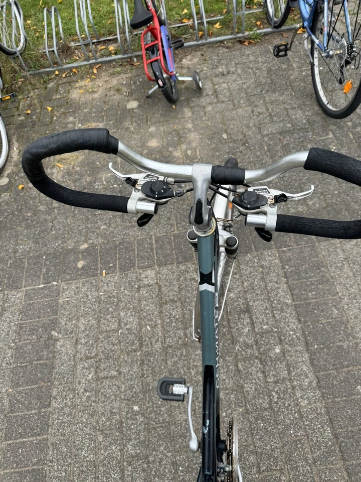 Germatec Citybike 28 Zoll mit Shimano Gängen und Gepäckträger - Bild 4 von 4