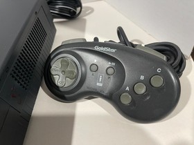 Gold Star Variant of Panasonic 3DO Goldstar Console  2 Controllers NTSC Tested