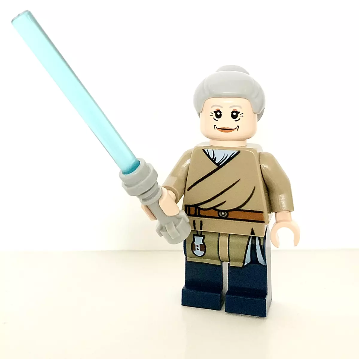 LEGO Star Wars Jedi Master Jocasta Nu Minifigure 100 Genuine