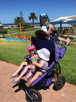 abc triple pram